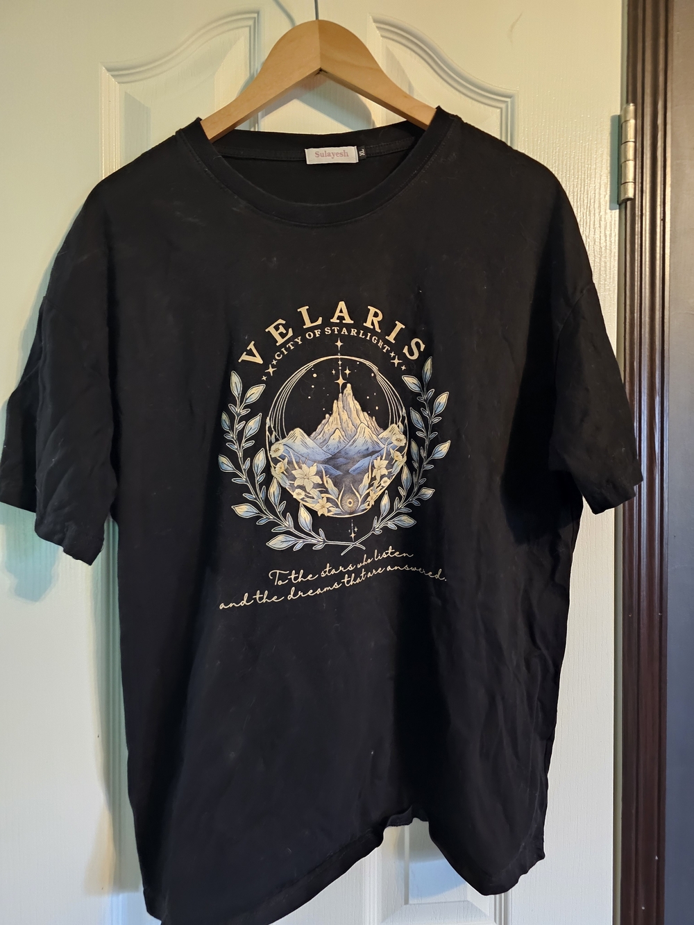 ACOTAR Velaris Graphic T-Shirt - Black